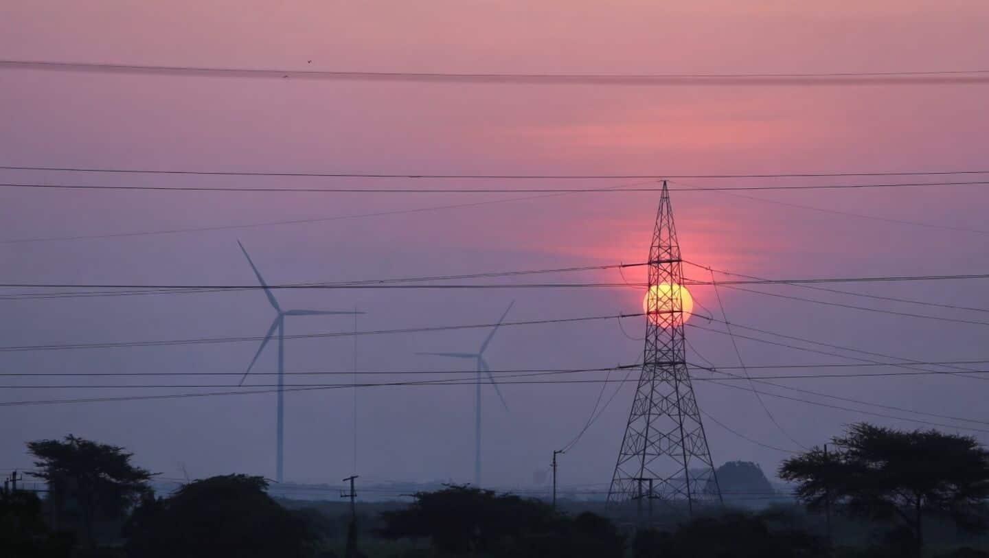 India records 5-year high 252 GW amid early heat wave