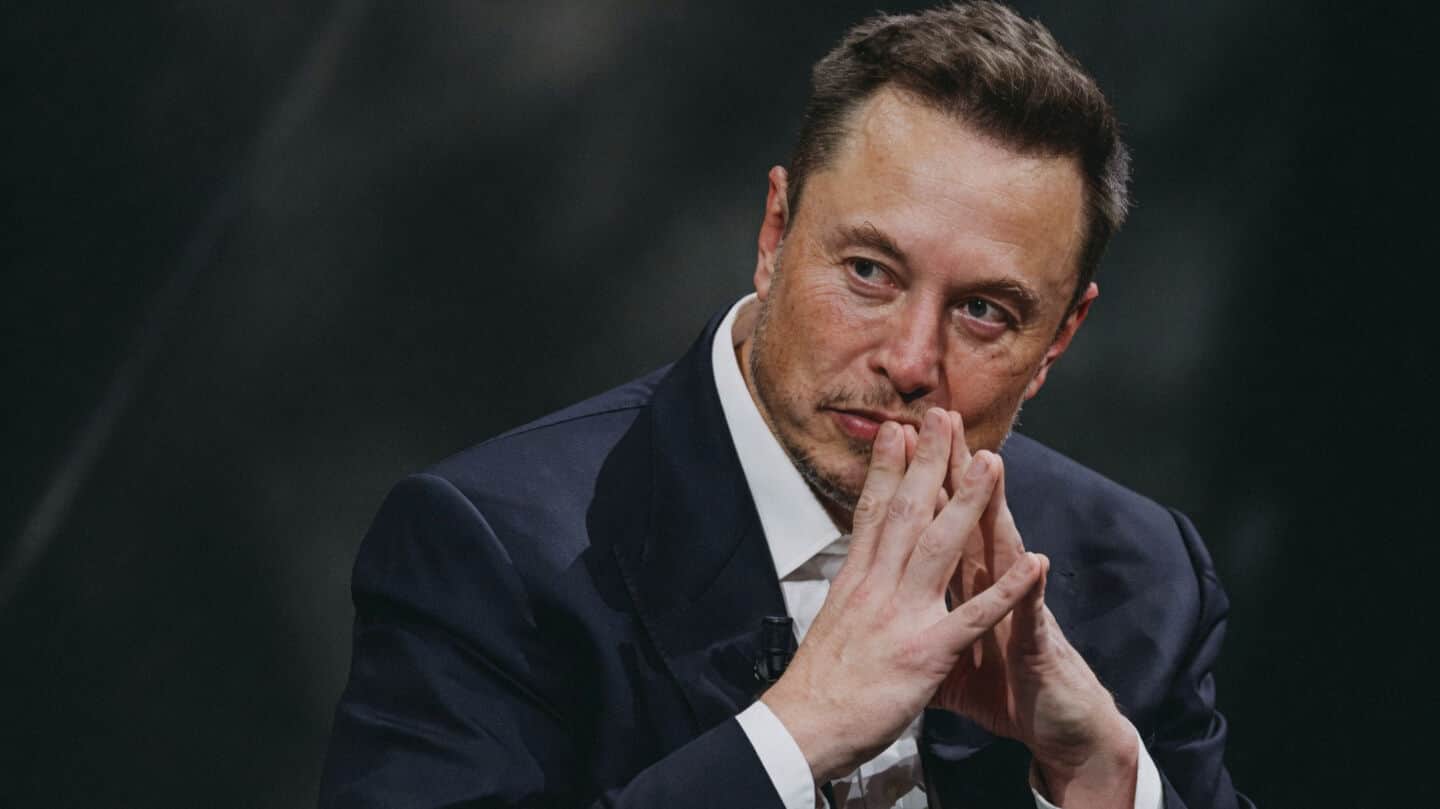 Elon Musk's SpaceX bonus tied to Mars colony, data centers