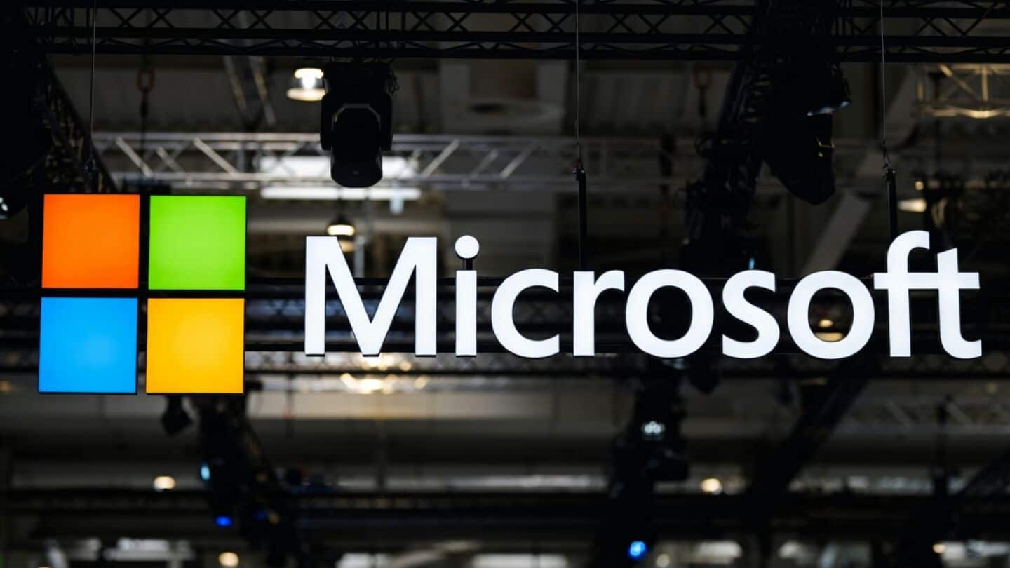 Microsoft adds AI column to pay spreadsheet amid $28,000 report