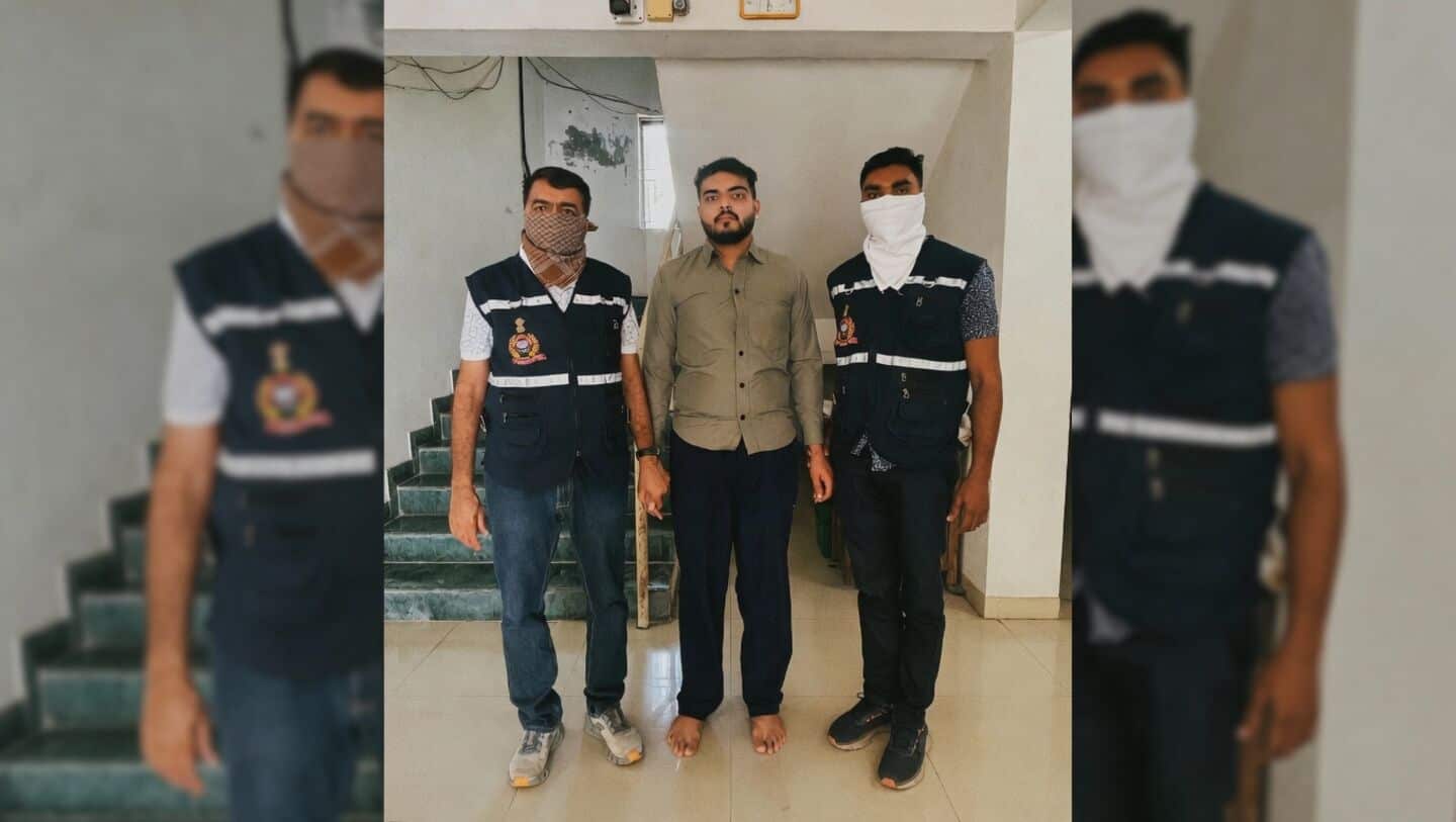 Dr. Chintan Snehalbhai Shah arrested in Gujarat for demanding cash
