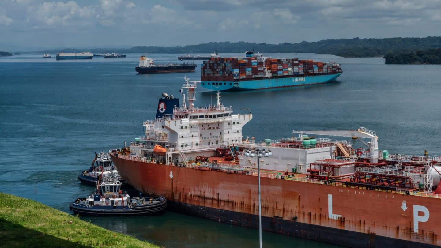 Seaspan Benefactor paid $4 million to jump Panama Canal queue