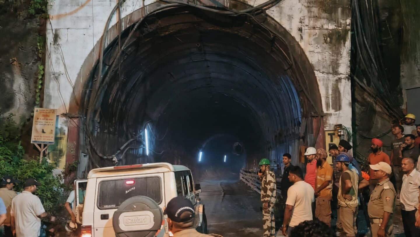 THDC tunnel collapses in Chamoli Uttarakhand trapping several workers