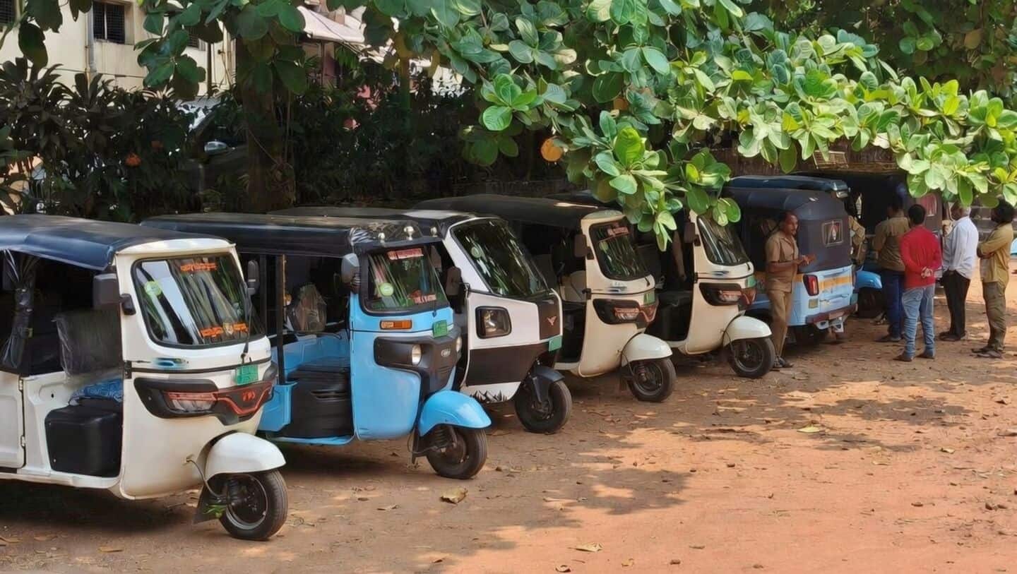 Bengaluru LPG shortage prompts autorickshaw drivers to consider EVs