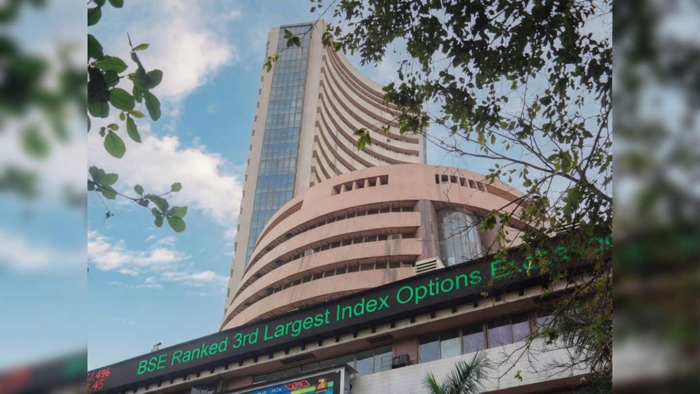 Indian markets slump as Sensex drops 727.67, Nifty slides 215.35