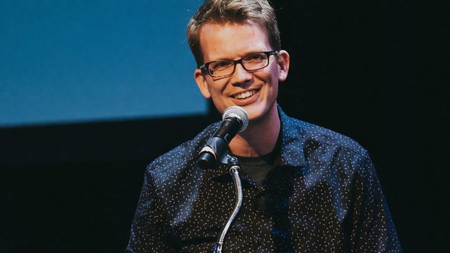 Hank Green admits using AI assisted notes after viewers complained