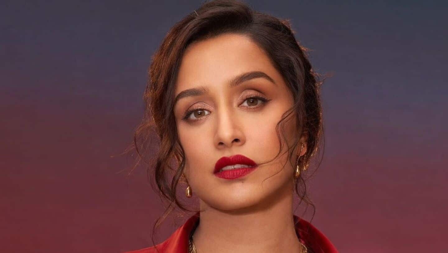 Kapoor wraps 'Eetha' biopic about Narayangaonkar with 800-person finale