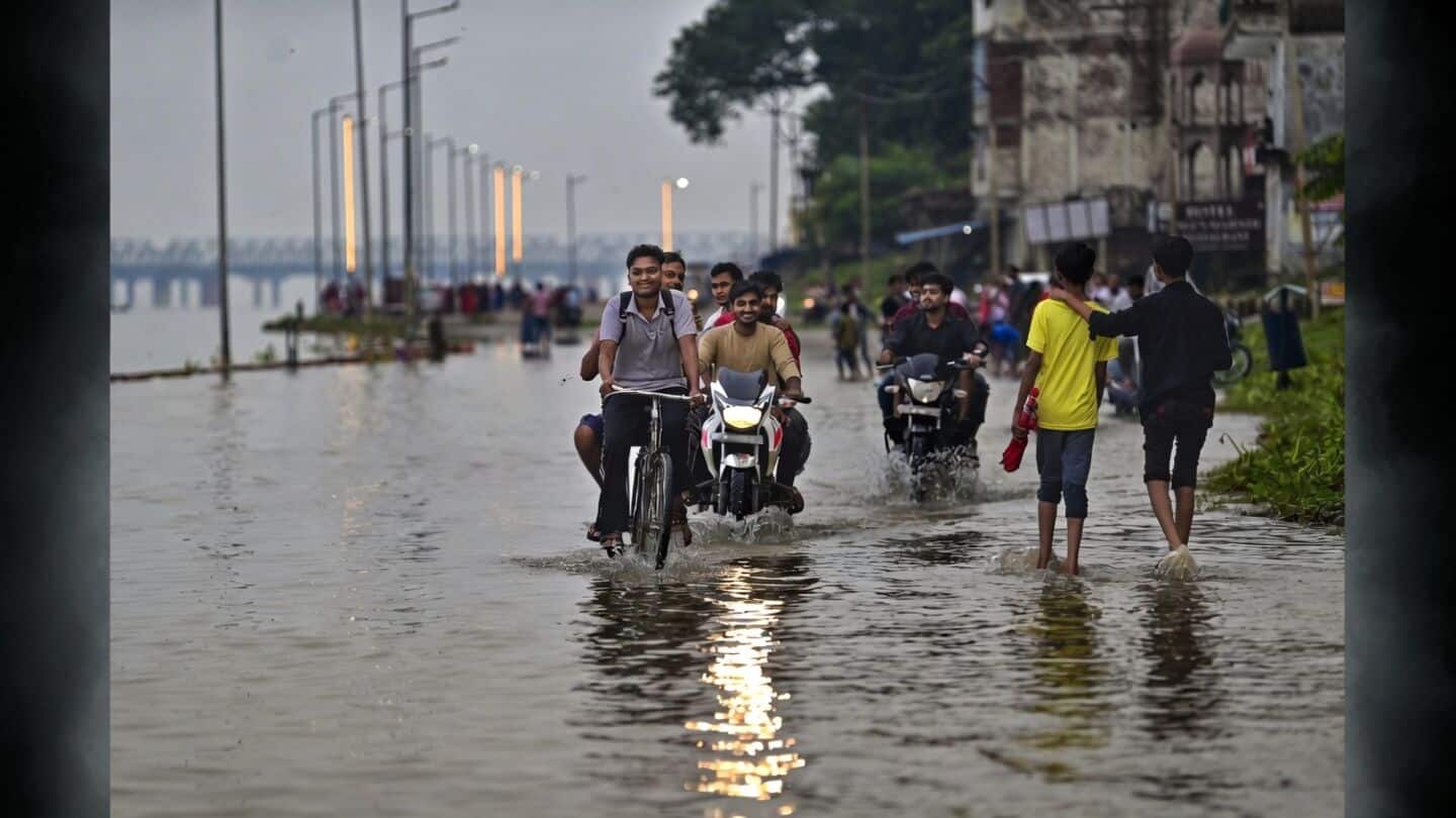 Flood worries return in Prayagraj as Ganga slows, Yamuna recedes