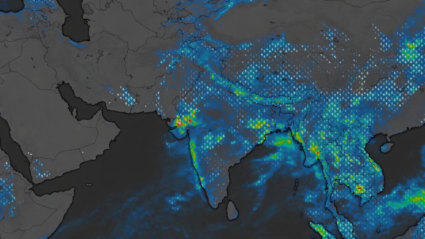 IMD warns heavy rain in Gujarat through July 27