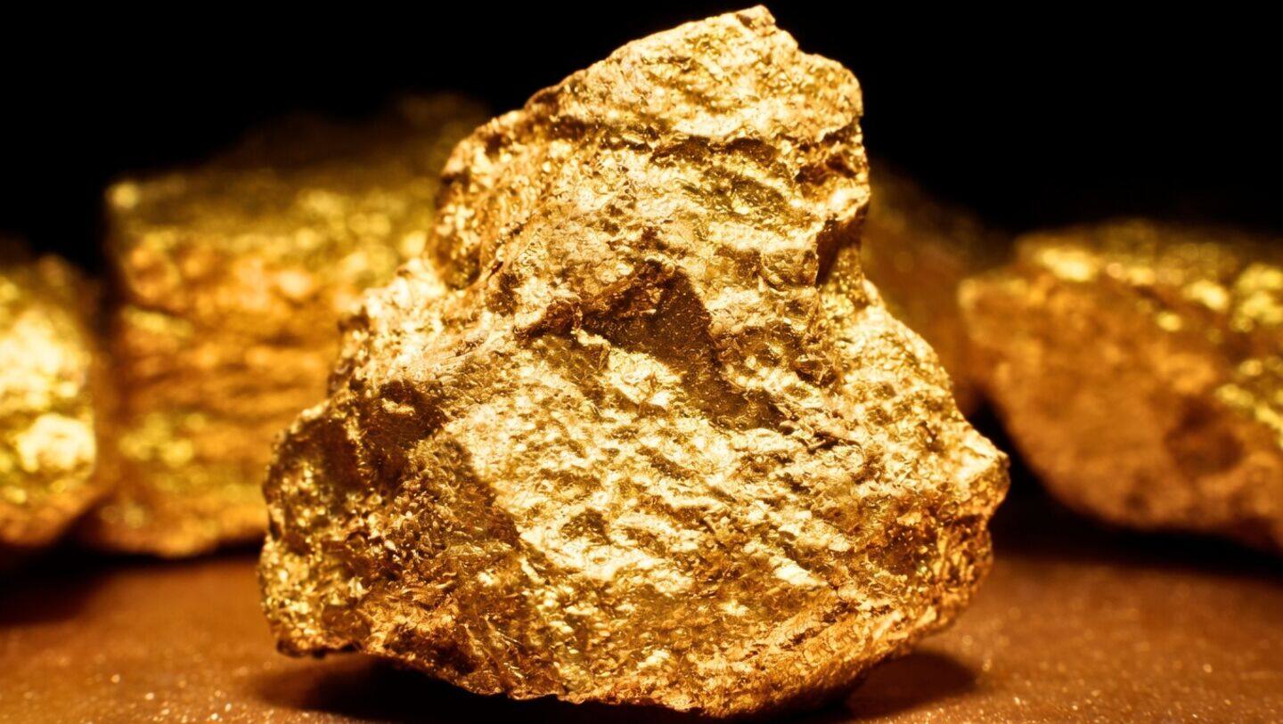 China finds 2 gold deposits totaling over 2,000 metric tons