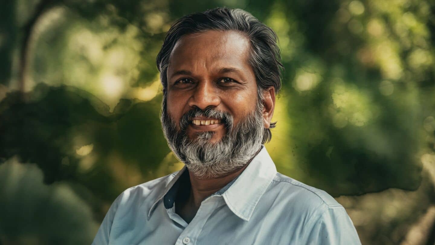 Zoho's Sridhar Vembu urges Indian professionals in US to return