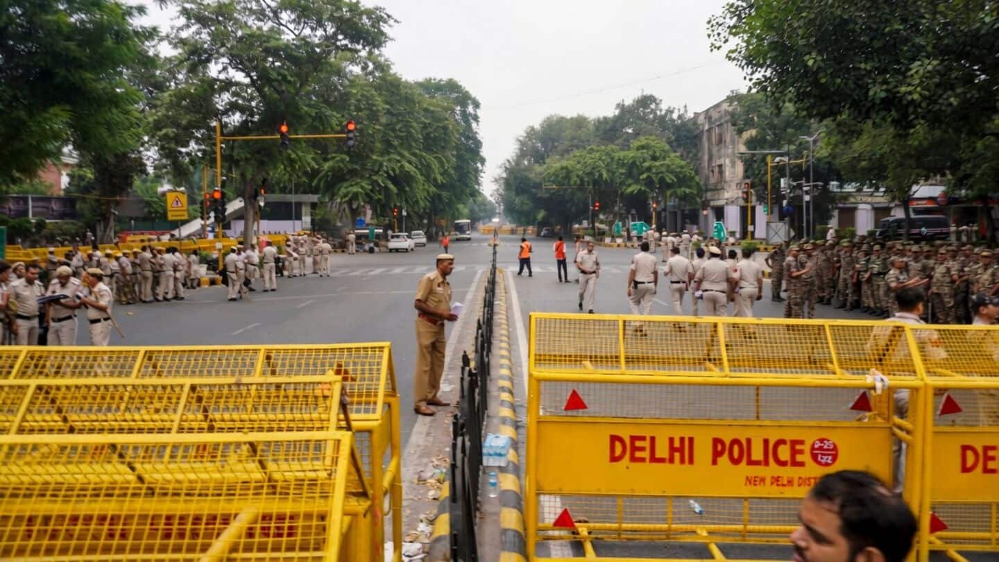 Cockroach Janta Party protest restricts access at Delhi Metro stations