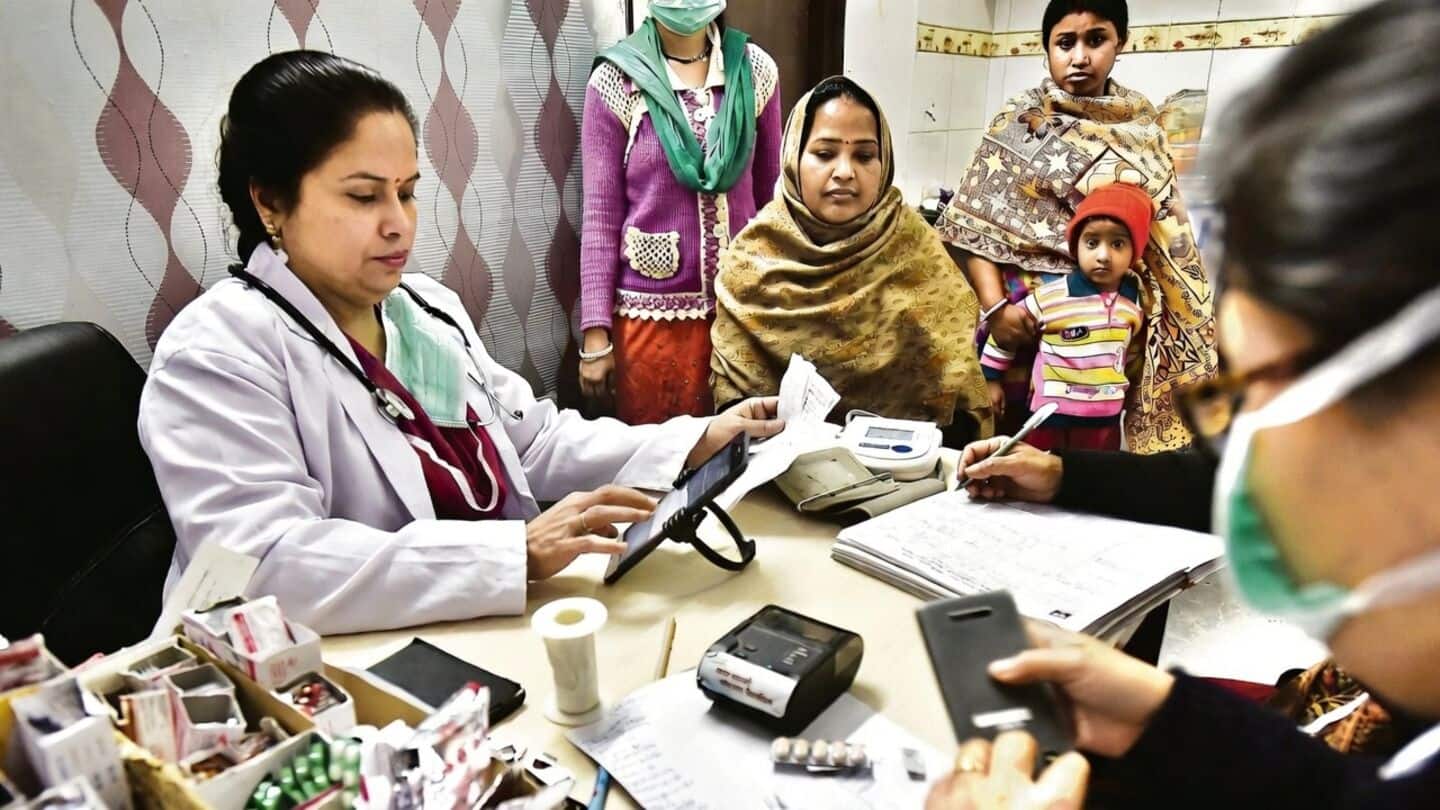 India drug regulator seeks limits on doctors' medicine stocks