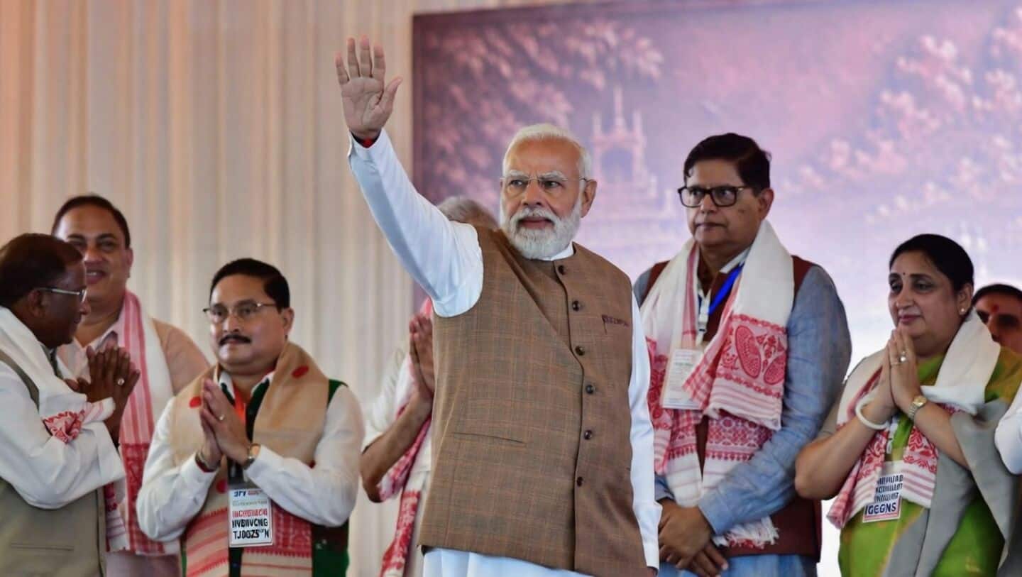 Pune locals urge leaders to model Modi's fuel conservation appeal