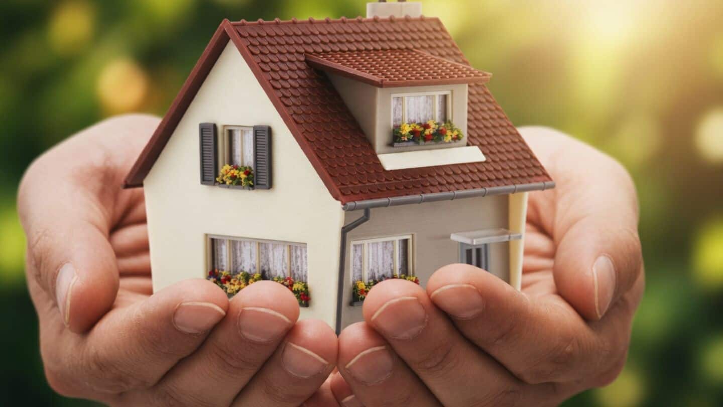 HUDCO seeks over ₹2L cr loan book by March 2027