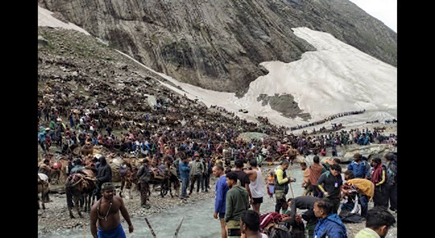 Jammu and Kashmir declares no-fly zone for Amarnath Yatra