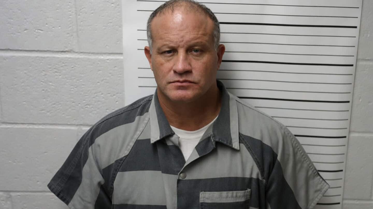 Arrested Chris Paul is sole Elizabeth, Louisiana police chief candidate