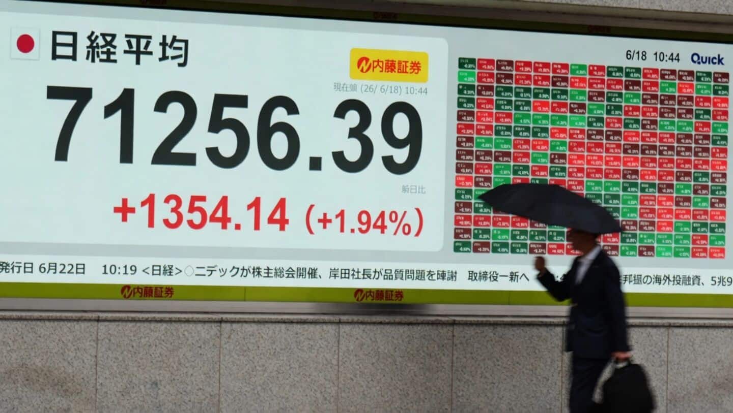 Japan's Nikkei 225 tops 71,000 after U.S.-Iran ceasefire lifts confidence