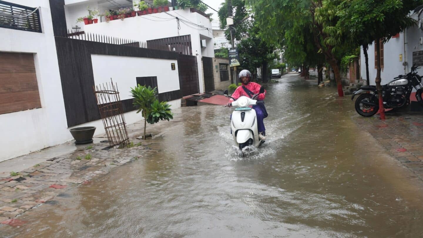 IMD issues UP orange alert as Lucknow records 40.2mm
