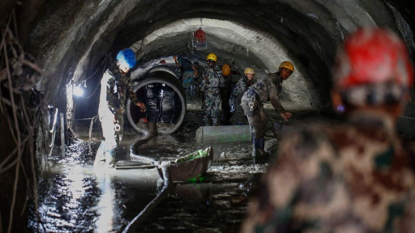 Nepal's Chilime rescuers use rat-hole mining to reach 6 workers