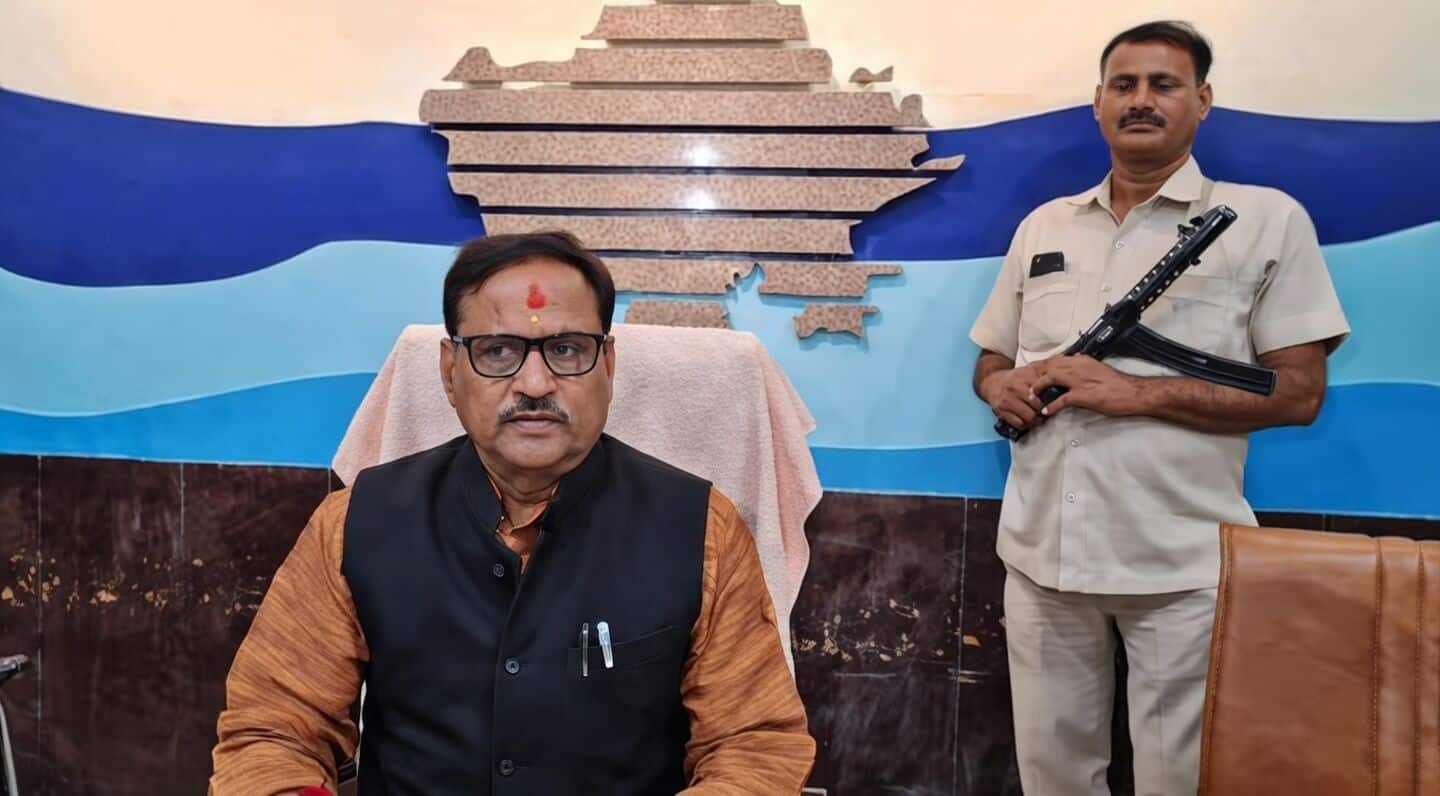 <!-- x-tinymce/html -->राजस्थान के पूर्व मंत्री&nbsp;<!-- x-tinymce/html -->महेश जोशी गिरफ्तार, 980 करोड़ के घोटाले में शामिल होने का आरोप