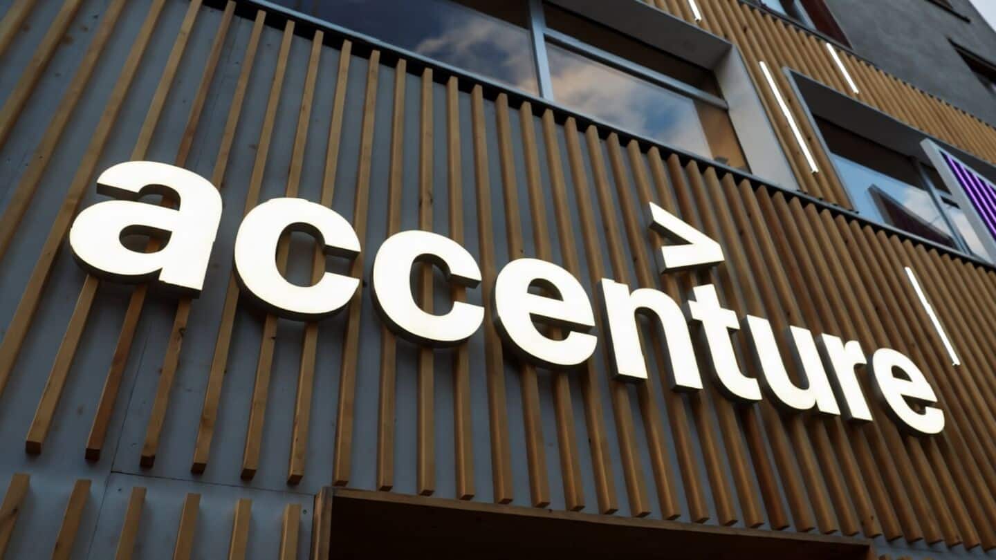 Accenture allows carryover of vacation days to boost Q4 sales