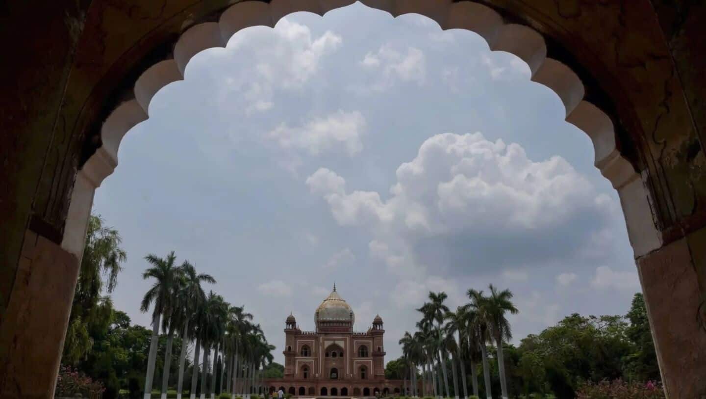 Delhi weather: Partly cloudy skies thanks to western disturbance