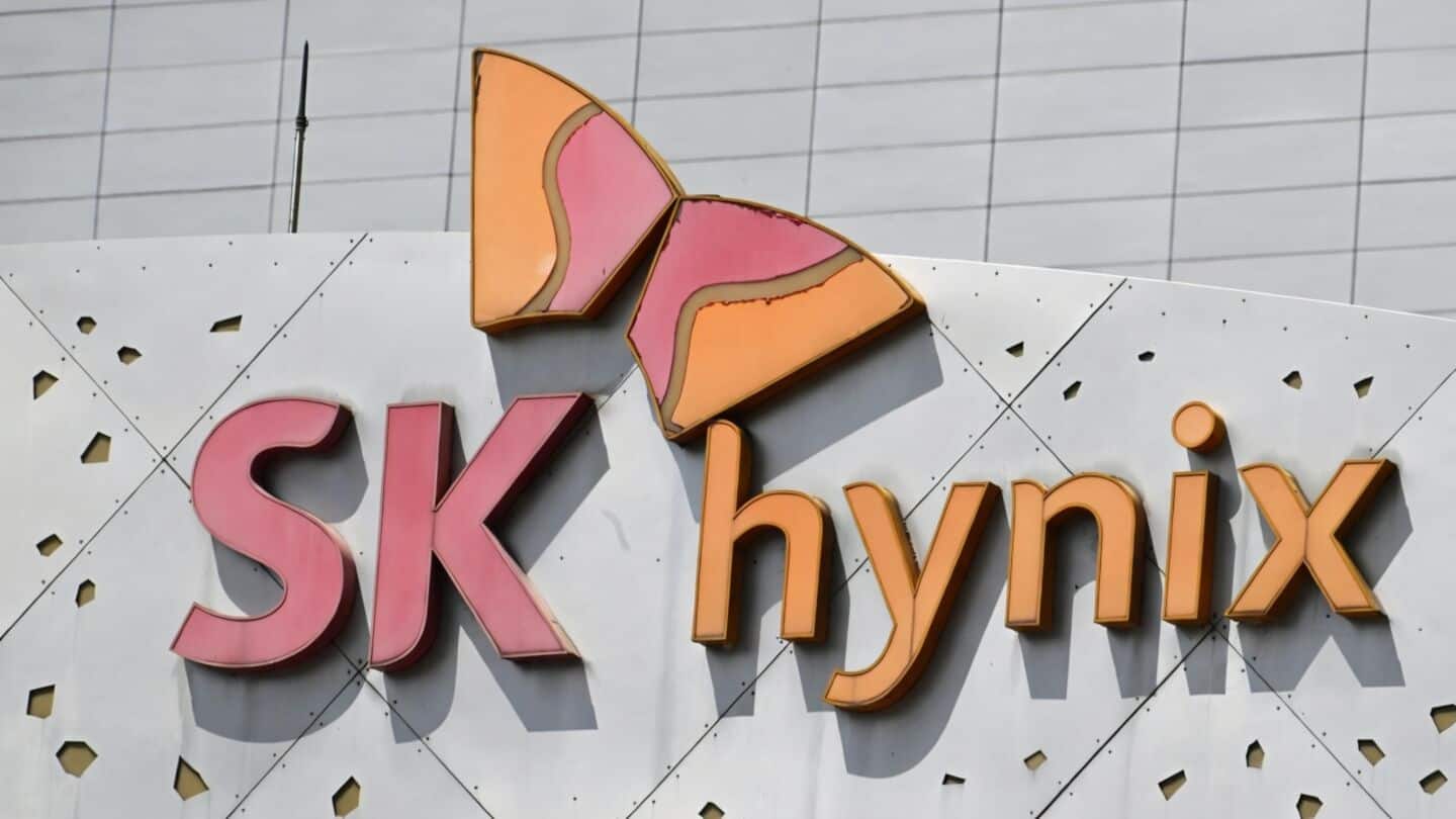 SK Hynix reaches $1 trillion market value on AI demand