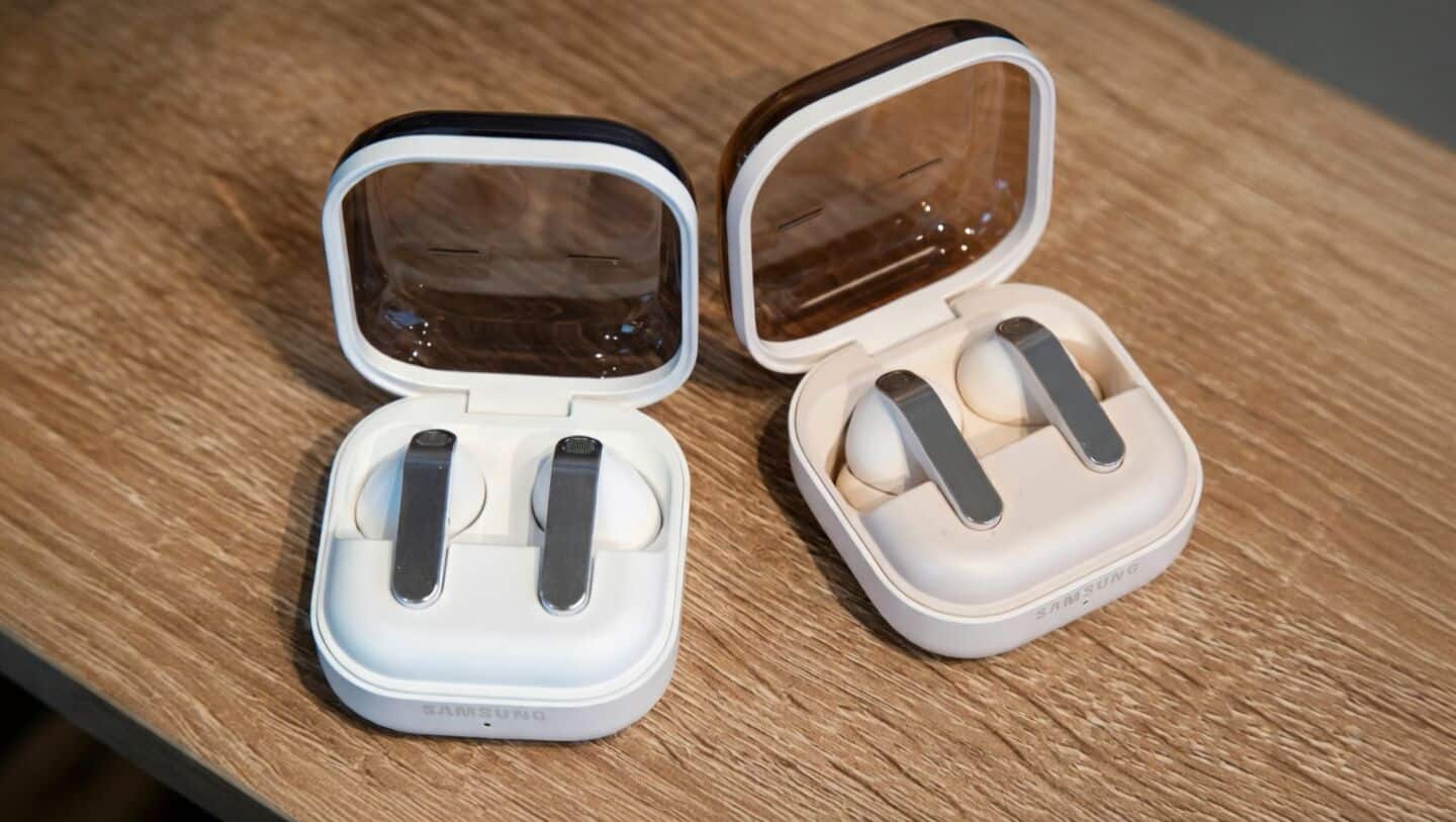 Samsung launches Hearapy app using 100-hertz tone for motion sickness