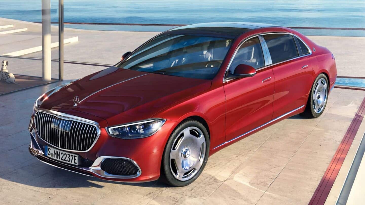 Mercedes recalls 30,064 US sedans over front brake hose defect