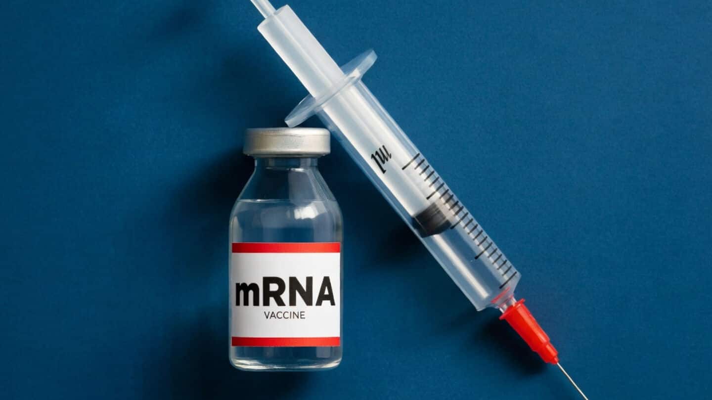 Large Lancet review finds mRNA vaccines safe and effective