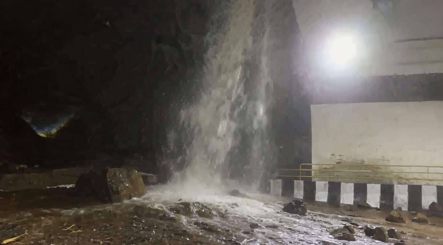 Central Railway cancels 16 trains after Karjat landslide near Lonavala