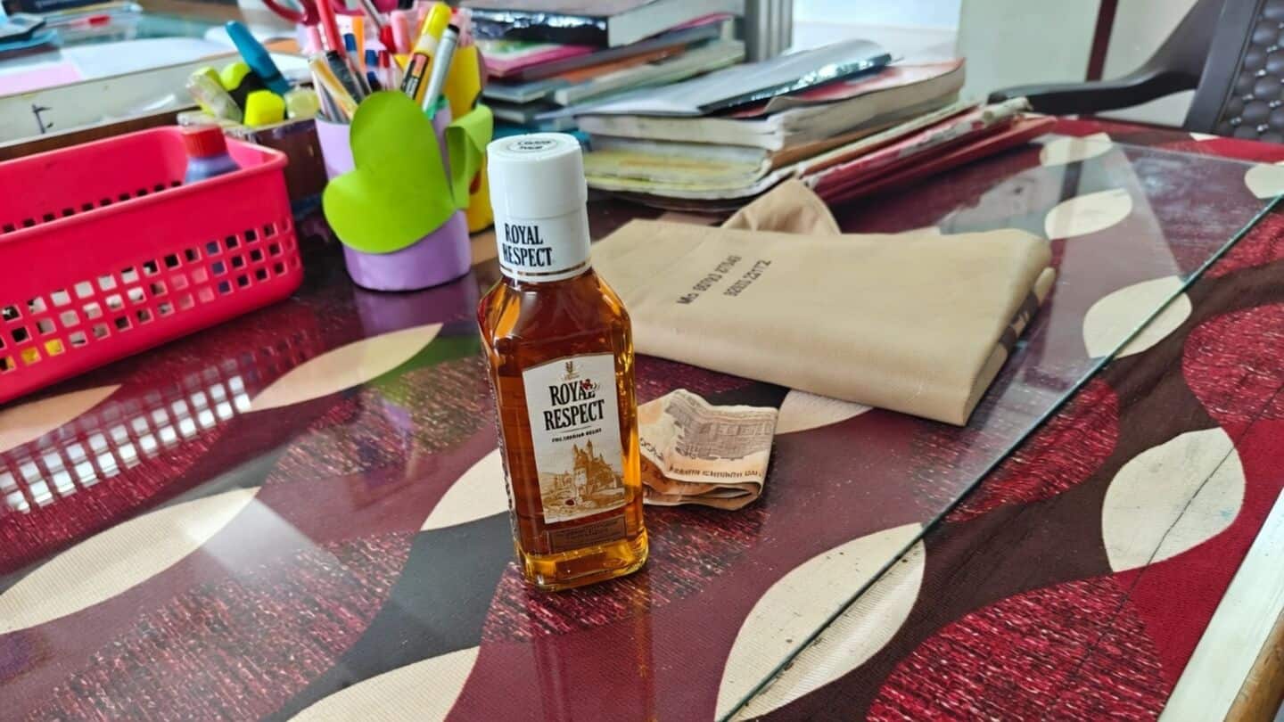 Khapat primary teacher arrested for sending student to buy liquor