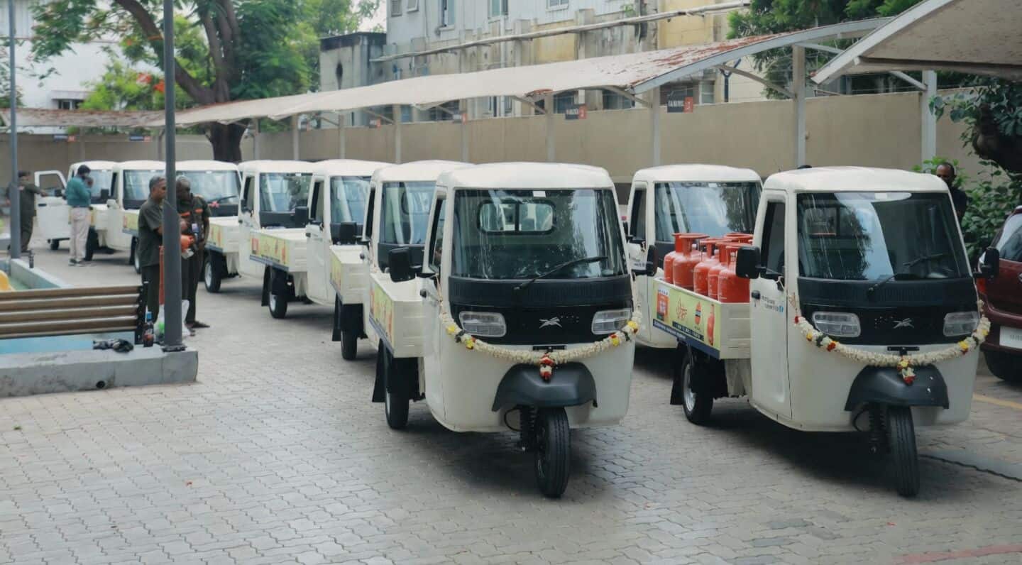 TVS Motor, IndianOil adopt King Kargo HD for LPG deliveries