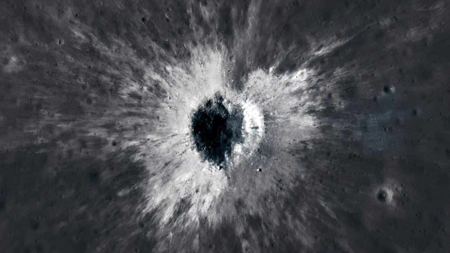 NASA's Lunar Reconnaissance Orbiter discovers McGetchin, 222-Meter Moon crater
