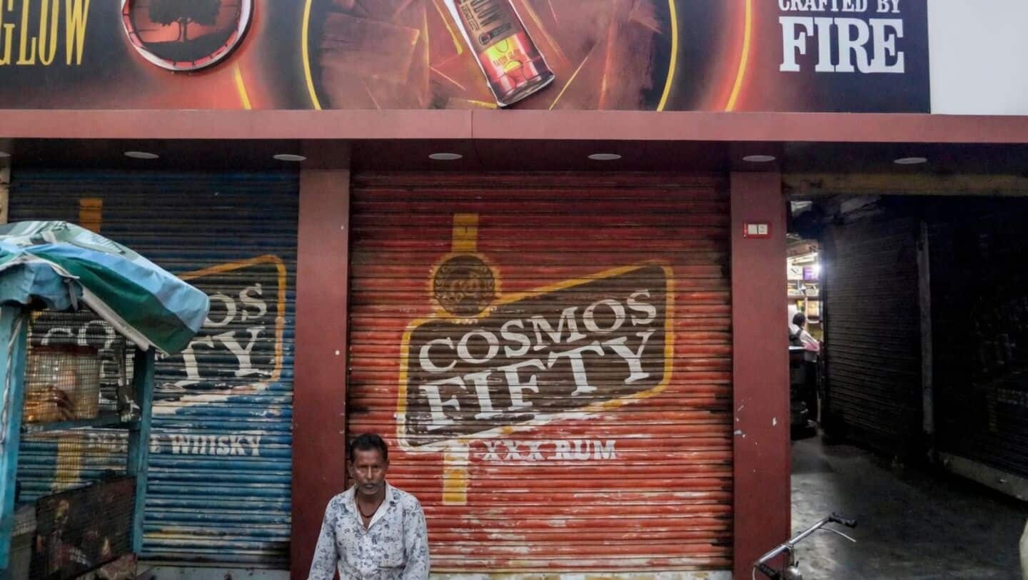 Starting Monday West Bengal will impose 9-and-a-half-day pre-election alcohol ban