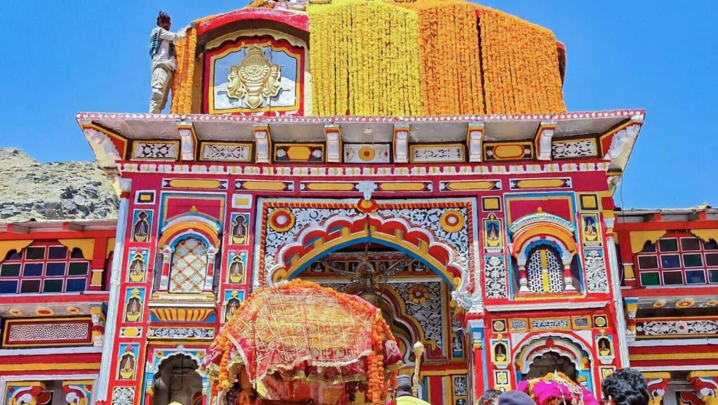 Badrinath Dham reopens and non-Hindus must submit affidavit for entry