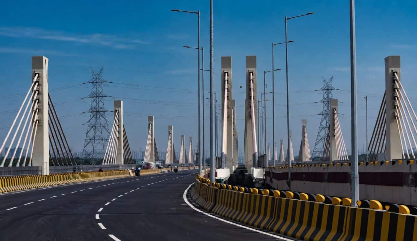 Delhi Barapullah Phase III flyover opening triggers 55 minutes delays