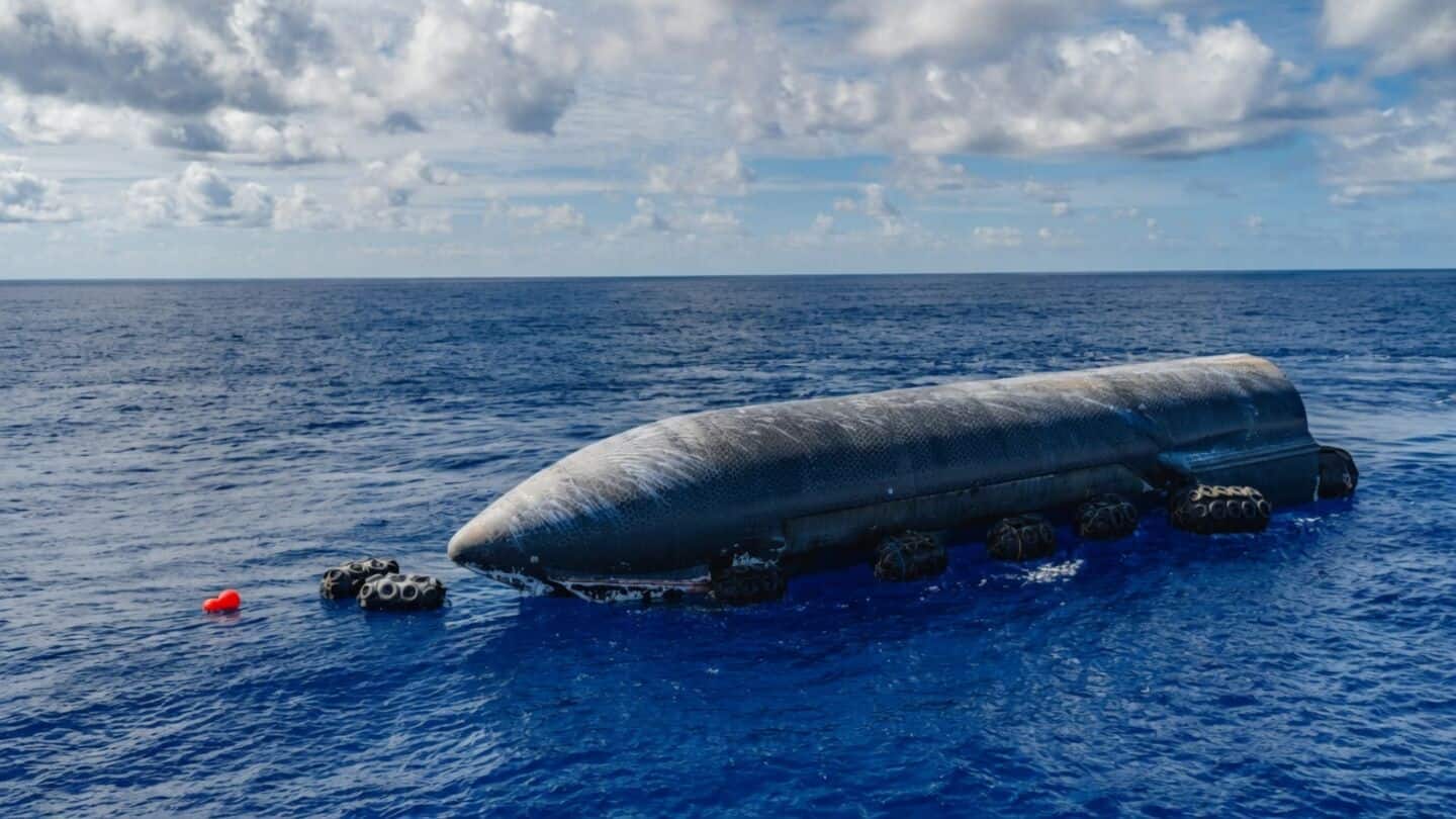 SpaceX struggles to tow Ship 40 after Indian Ocean splashdown