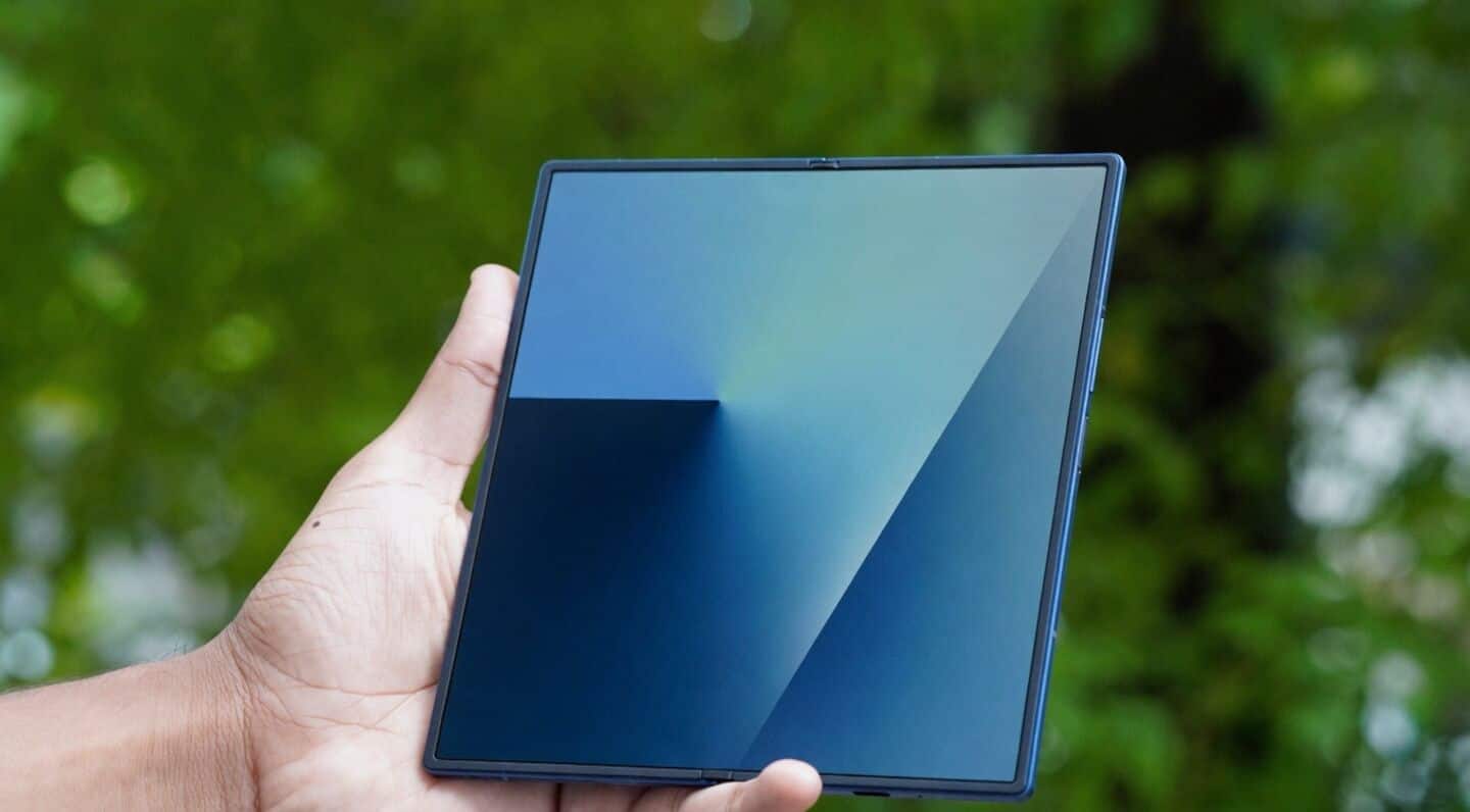Honor reportedly developing wide foldable with 7.6-inch and 5.5-inch screens