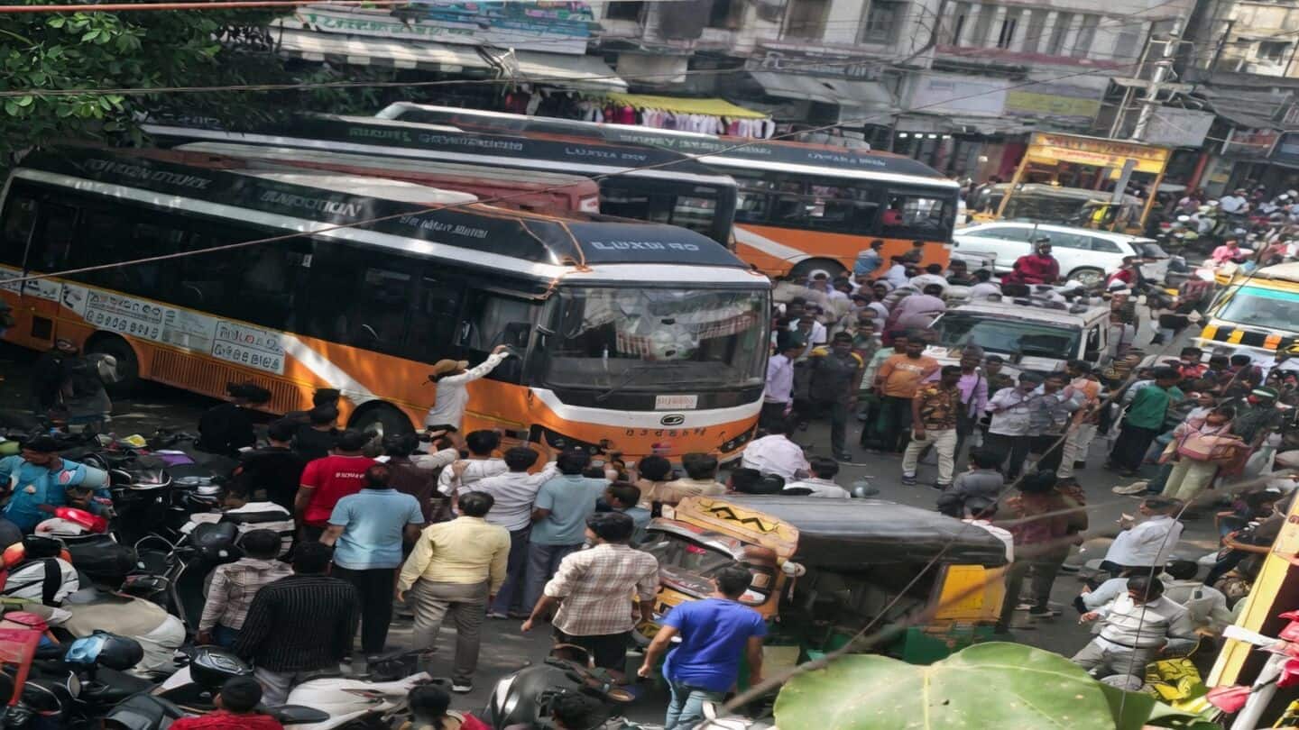 Indore PM e-seva electric bus crashes into crowd, 1 dead
