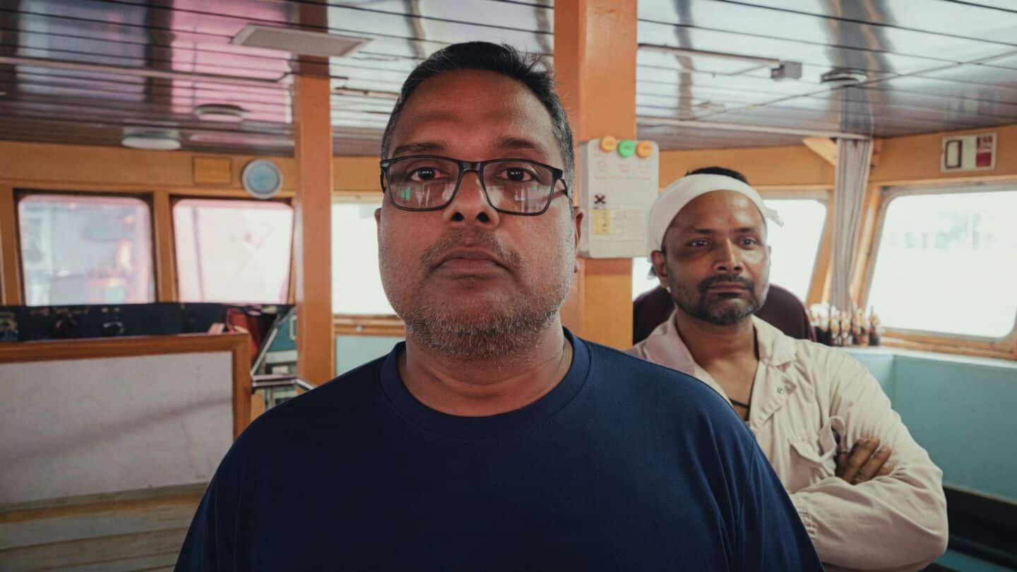 Indian sailors on AM Pioneer send SOS, refuse Hormuz transit