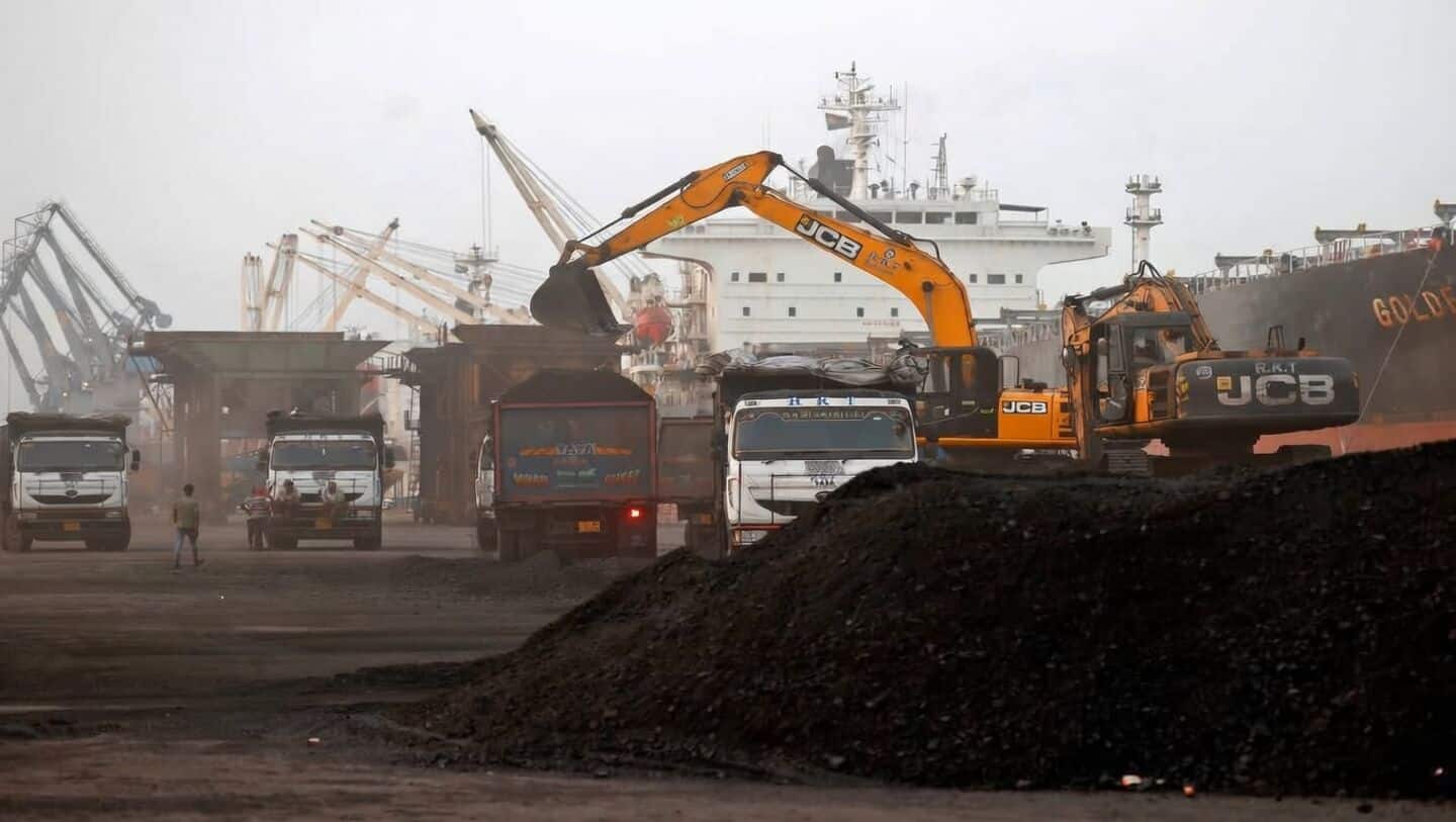 India hits 1B ton coal production for 2nd consecutive year