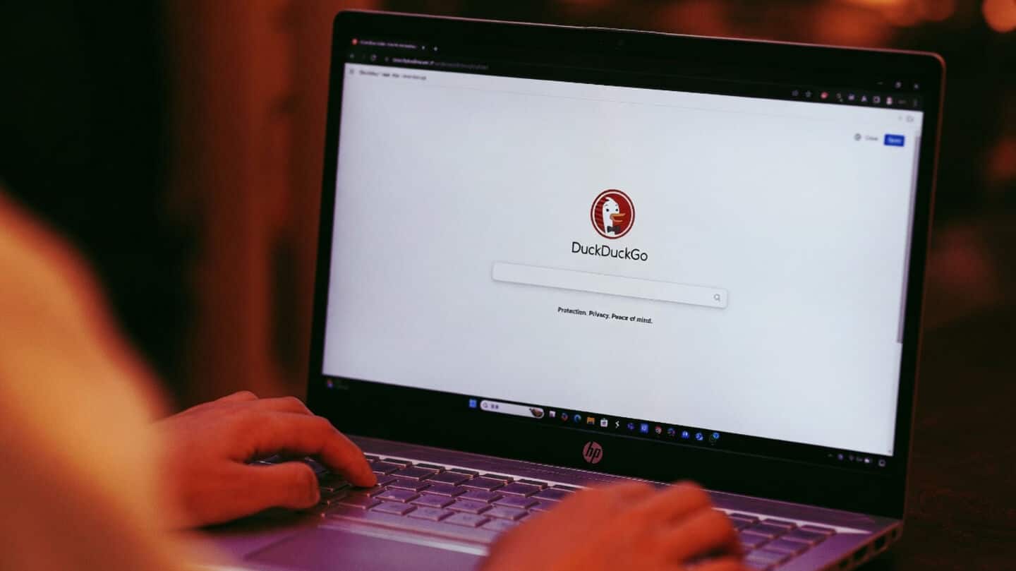 Google I/O AI frustrates users, DuckDuckGo US installs jump 30%