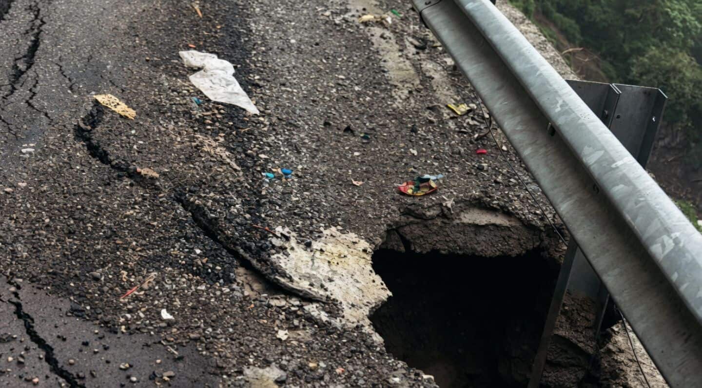 Heavy rains force Uttarakhand to shut Dehradun-Mussoorie road after cracks