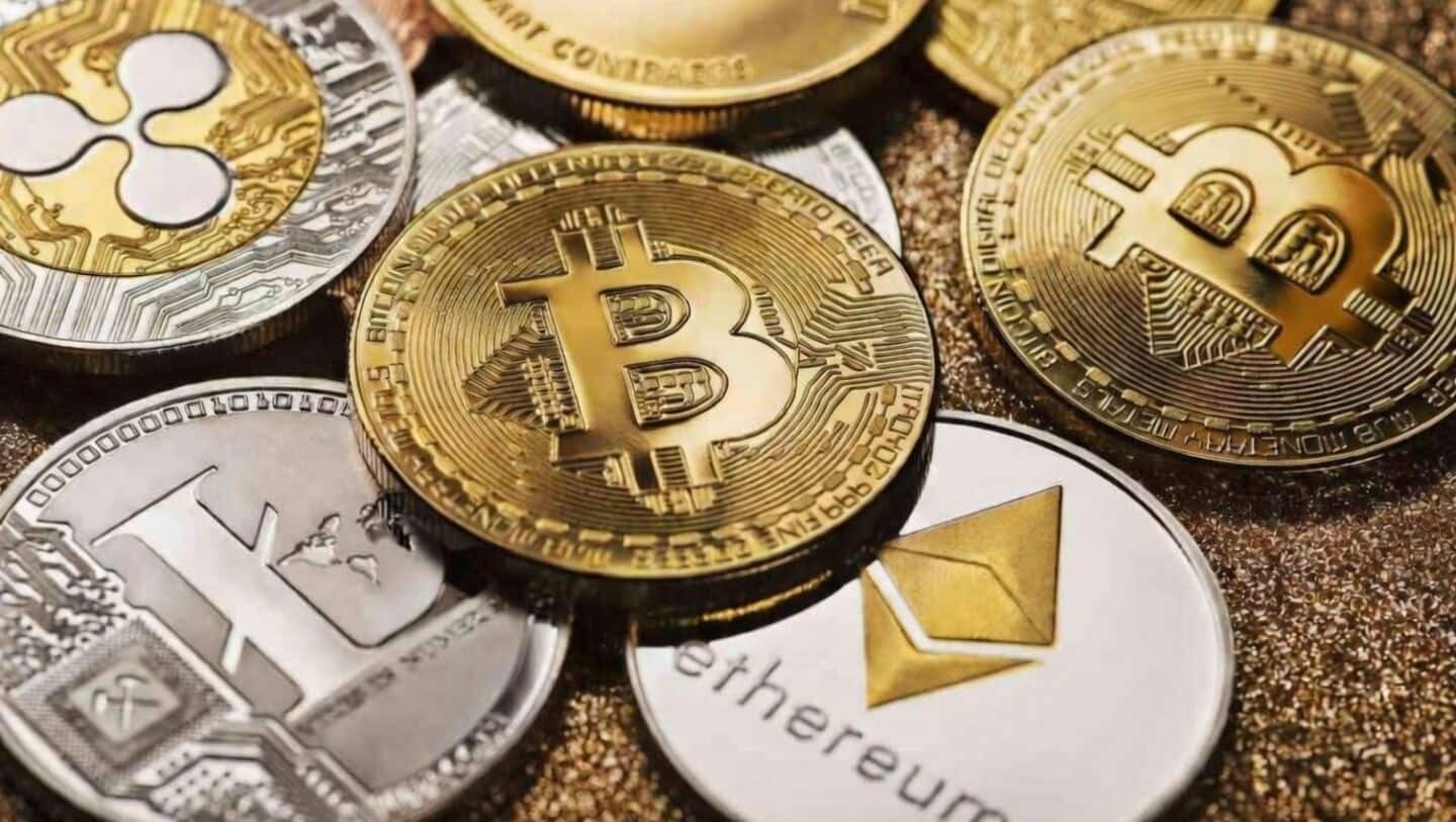 Bitcoin hits 2-month high as gold loses sheen