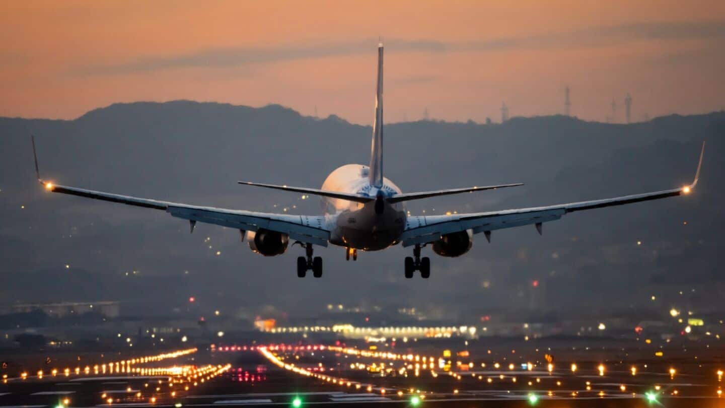 Israel bars foreign crew from countries lacking diplomatic ties