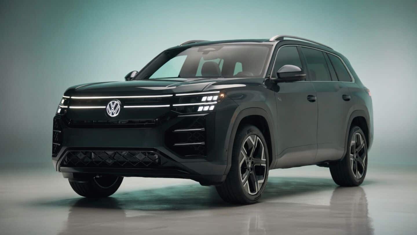 Volkswagen unveils 2nd generation Atlas SUV to defend US market