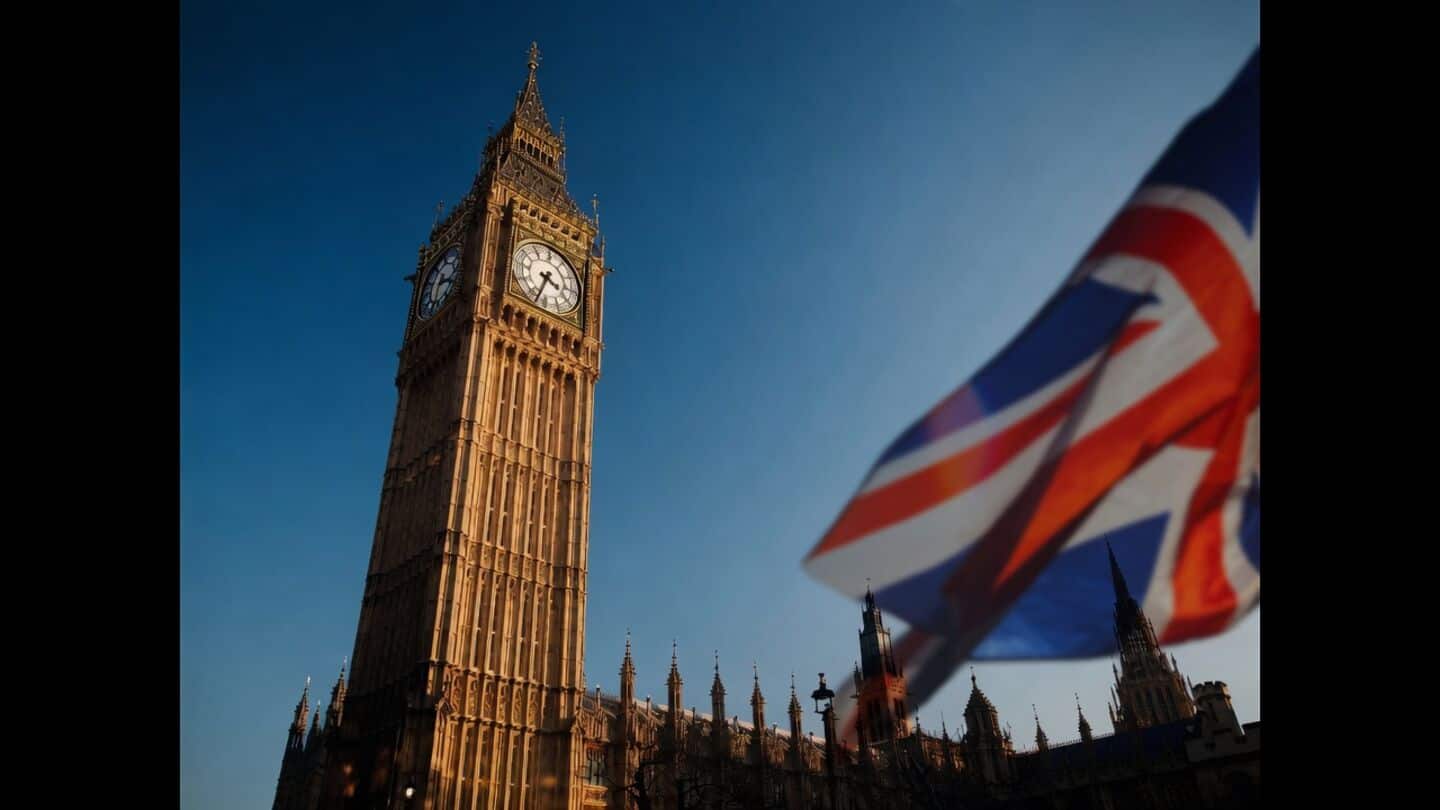 Some UK universities withdraw offers amid 5% visa refusal limit