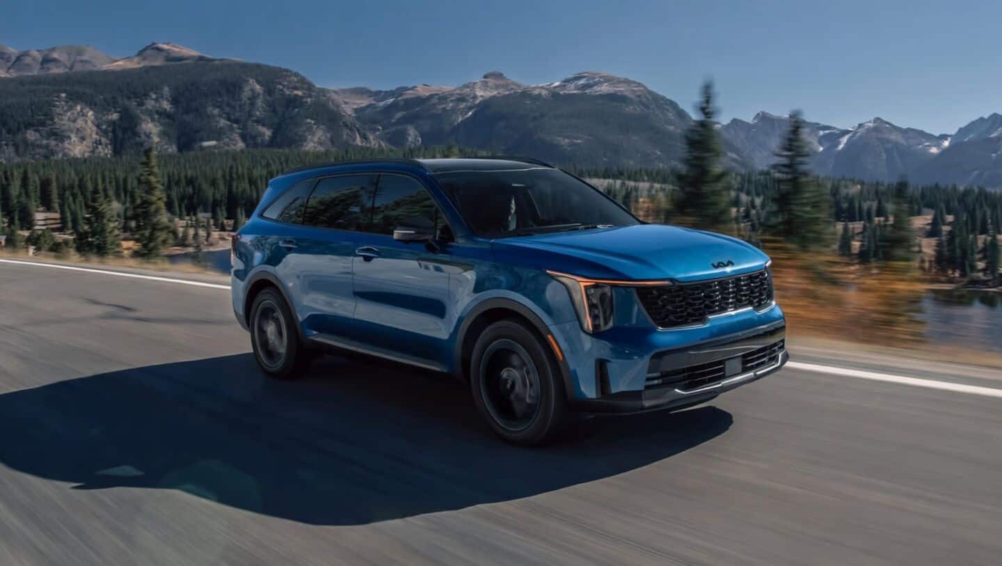 Kia plans 10 new models, targets 410,000 annual India sales