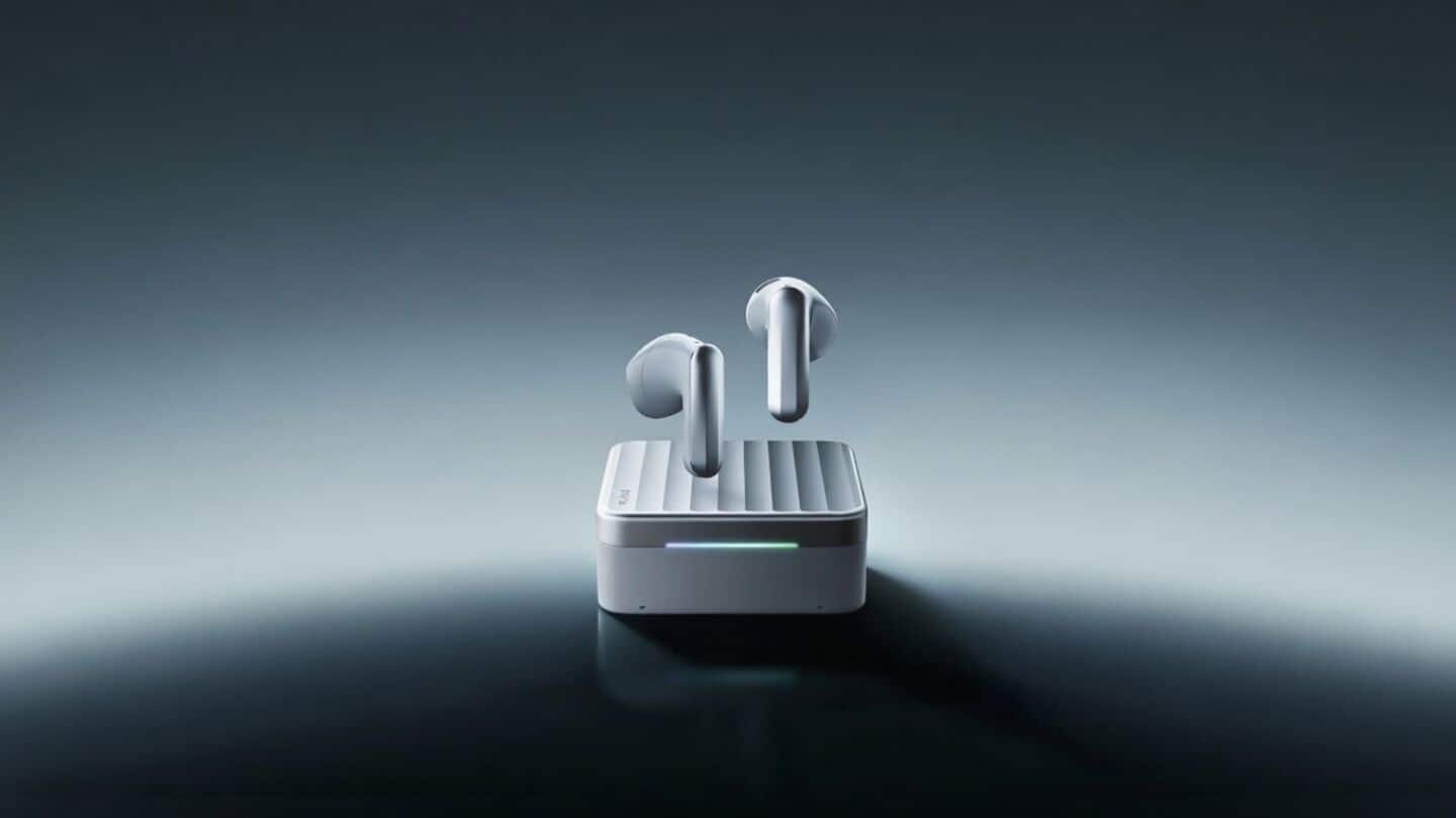 Plaud unveils Plaud One earphones and eSIM AI recording case